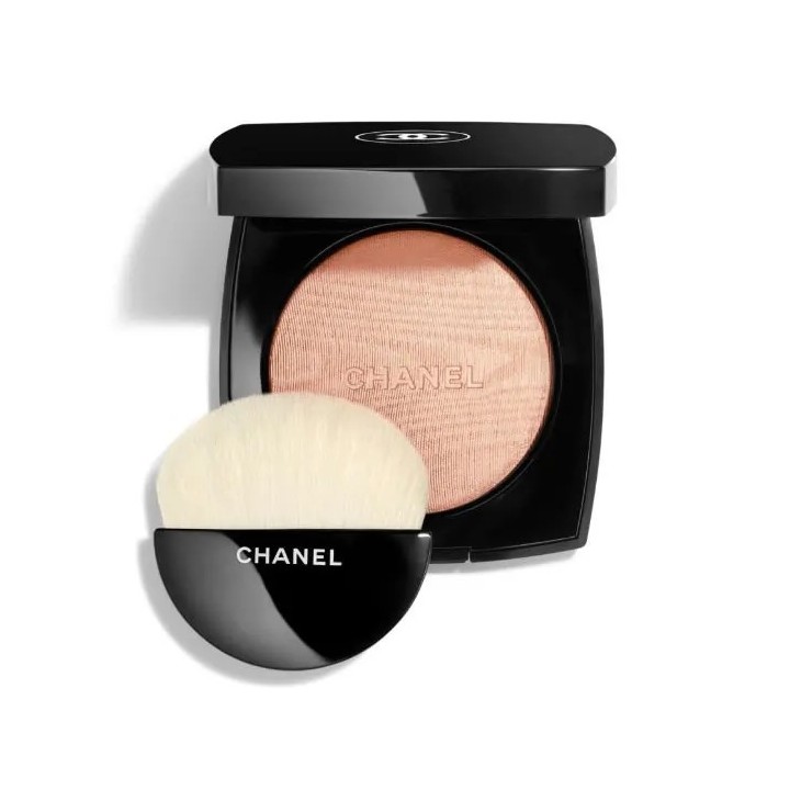 Chanel Podre Lumière 20 Warm Gold